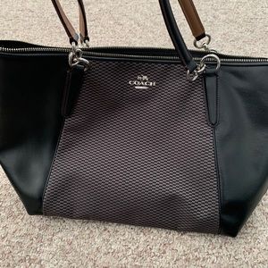 Coach shoulder bag
